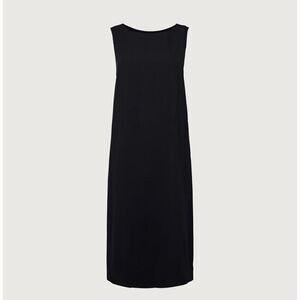 OAK + FORT - SLEEVELESS MIDI DRESS in Black